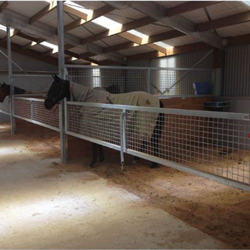 Custom Horse Stables Christchurch, NZ - States Man Floats